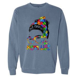 Wo Messy Bun Leopard Autistic Autism Awareness Mom Life Gift Garment-Dyed Sweatshirt