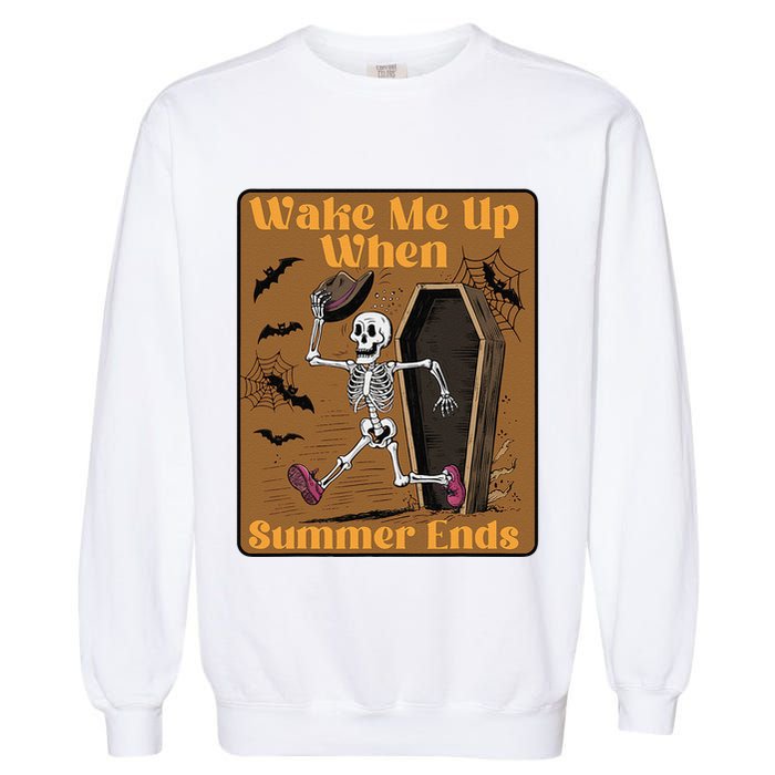Wake Me Up When Summer Ends Funny Skeleton Running Halloween Garment-Dyed Sweatshirt