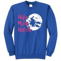 Wife Mom Witch Witch Halloween Costume Gift Sweatshirt