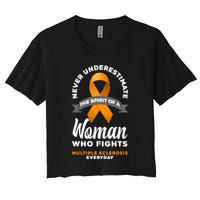 Wo Never Underestimate A Fights Multiple Sclerosis Gift Women's Crop Top Tee
