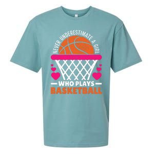 Wo Never Underestimate A Girl Who Plays Basketball Lover Sueded Cloud Jersey T-Shirt