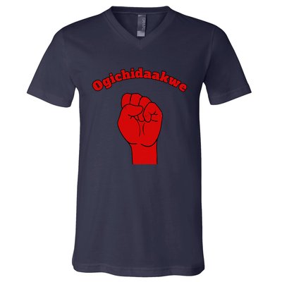 Warrior Ogichidaakwe Anishinaabe Ojibwe Chippewa Language V-Neck T-Shirt