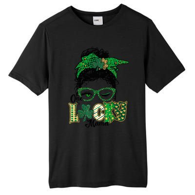 Wo One Lucky Mama St Patricks Day Mom Mother Shamrock Tall Fusion ChromaSoft Performance T-Shirt