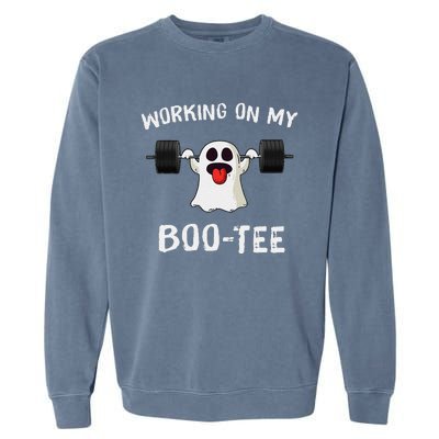 Working On My Booty Booty Funny Halloween Gym Ghost Pun Garment-Dyed Sweatshirt