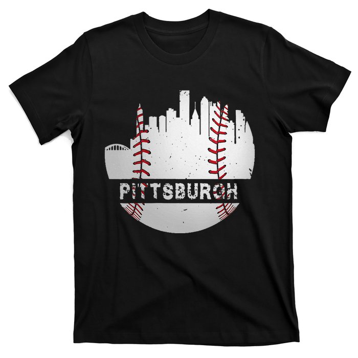 Womens Pittsburgh Baseball Cityscape Distressed Novelty Pirate Gift T-Shirt