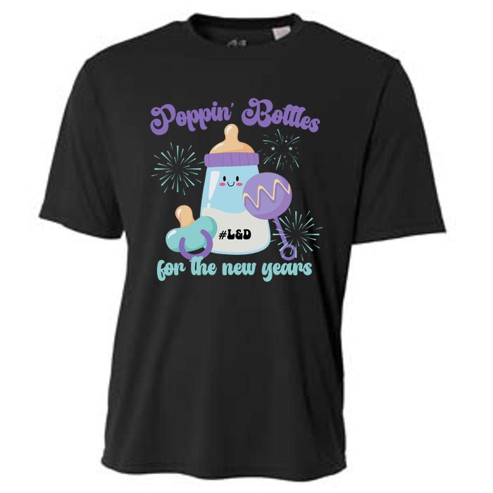 Wo Poppin Bottles For New Years Labor And Delivery Nurse Cooling Performance Crew T-Shirt