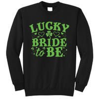 WoSt. Patrick's Day Green Shamrock Heart Wedding Gift Sweatshirt