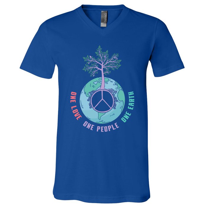 World Peace Tree Love People Earth Day 60s 70s Hippie Retro Great Gift V-Neck T-Shirt