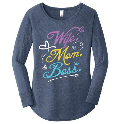 Wo Power Wife Mom Boss Gift Design Mothers Day Cool Gift Women's Perfect Tri Tunic Long Sleeve Shirt