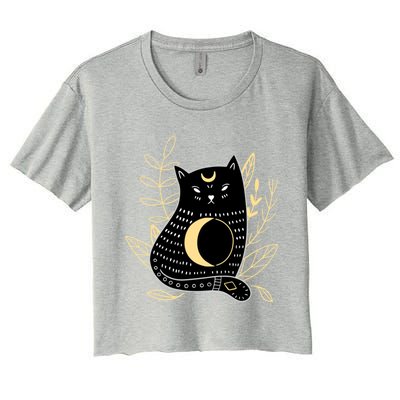 Wiccan Pagan Witch Crescent Moon Black Cat Familiar Cool Gift Women's Crop Top Tee