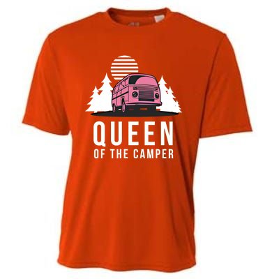 Wo Queen Of The Camper Rv Graphic Gift Cute Mom Camping Cute Gift Cooling Performance Crew T-Shirt