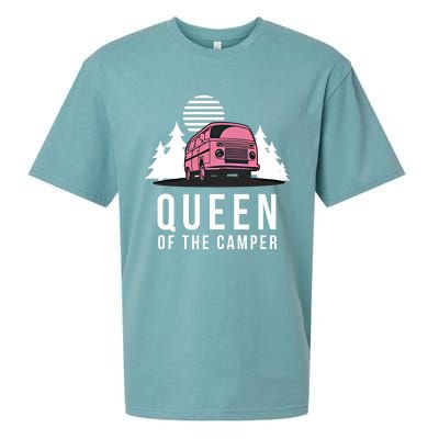 Wo Queen Of The Camper Rv Graphic Gift Cute Mom Camping Cute Gift Sueded Cloud Jersey T-Shirt