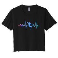 Womens Retro Vintage Skiing Heartbeat Ski Lover Funny Skiers Gifts Women's Crop Top Tee