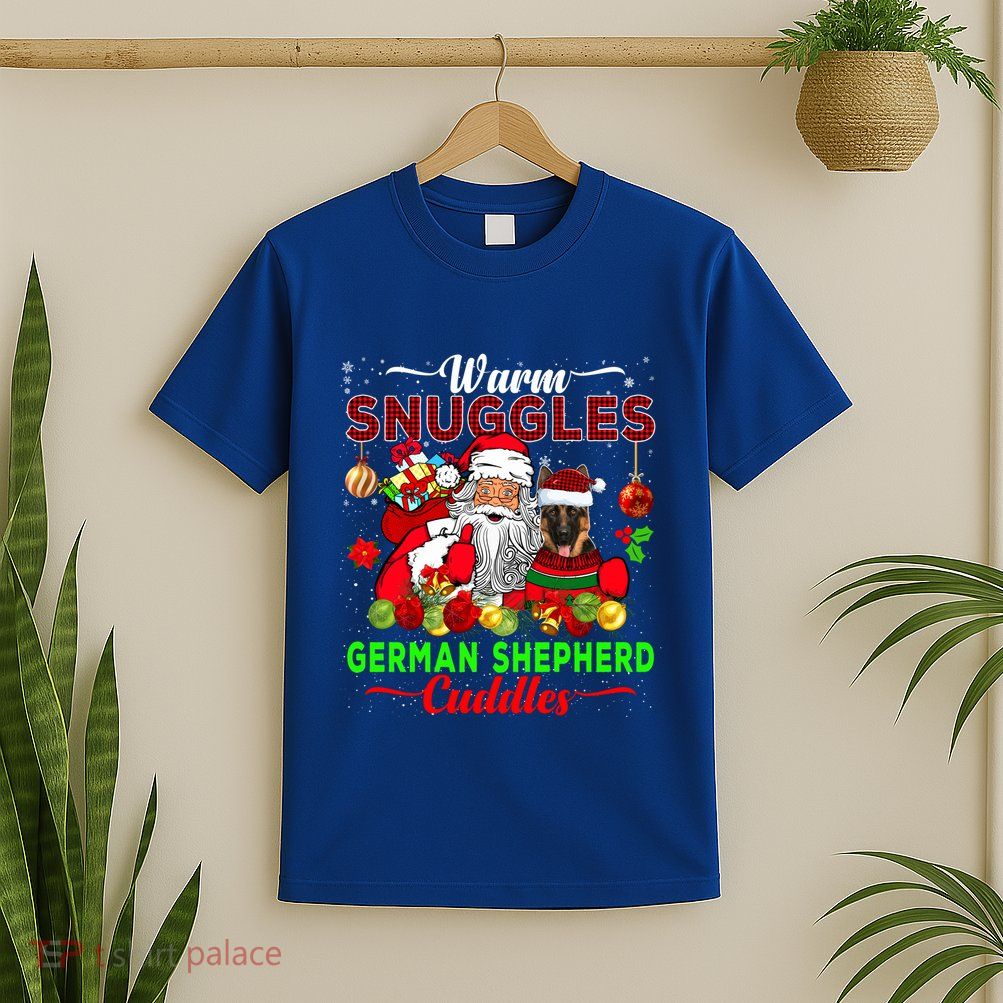 Warm Snuggles Ger Shepherd Cuddles Funny Santa Xmas Dog Gift T-Shirt