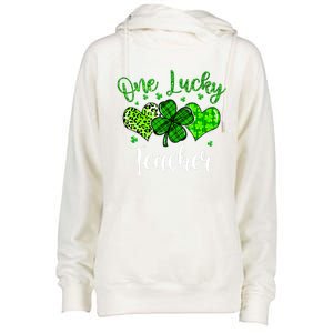 Wo Shamrock One Lucky Teacher St Patrick's Day School Gift Womens Funnel Neck Pullover Hood