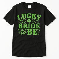 Womens St. Patrick's Day Green Shamrock Heart Wedding Gift Tall T-Shirt