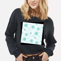 Winter Snowflakes Pattern Cropped Pullover Crew