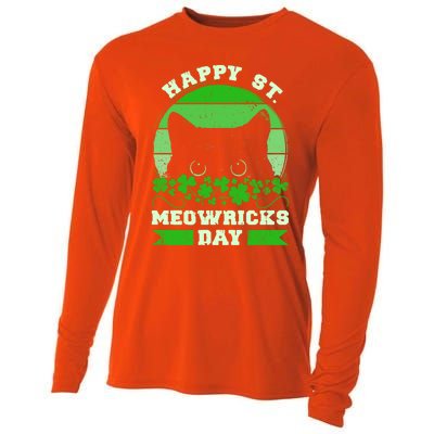 Wo St Patricks Day Outfit Cat Owner Cat Lover Gift Cooling Performance Long Sleeve Crew