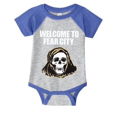 Welcome To Fear City Nyc New York 1977 Tourism Distressed Gift Infant Baby Jersey Bodysuit