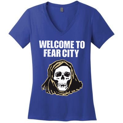 Welcome To Fear City Nyc New York 1977 Tourism Distressed Gift Women's V-Neck T-Shirt