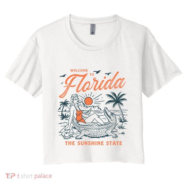 Welcome To Florida Funny Vintage Gator Beach Sunshine State Crop Top
