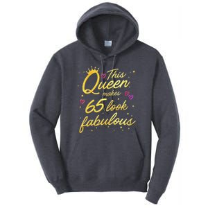 Wo This Queen Makes 65 Look Fabulous 65th Birthday Tall Hoodie