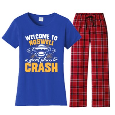 Welcome To Roswell A Great Place To Crash Gift Women's Flannel Pajama Set