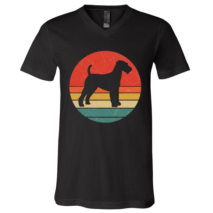 Welsh Terrier Vintage Dog Silhouette Retro Cute Dogs Gift V-Neck T-Shirt