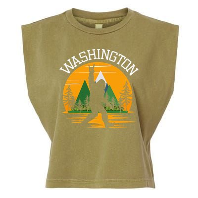 Washington Us State Bigfoot Sasquatch Garment-Dyed Women's Muscle Tee