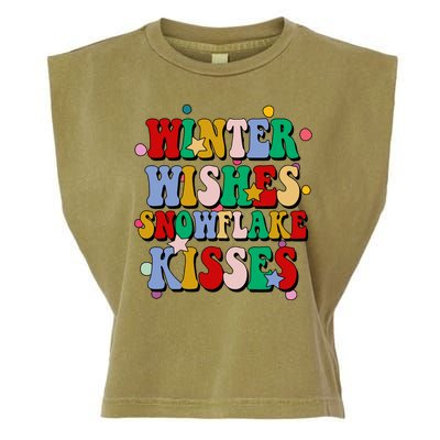 Winter Wishes Snowflake Kisses Retro Christmas Garment-Dyed Women's Muscle Tee