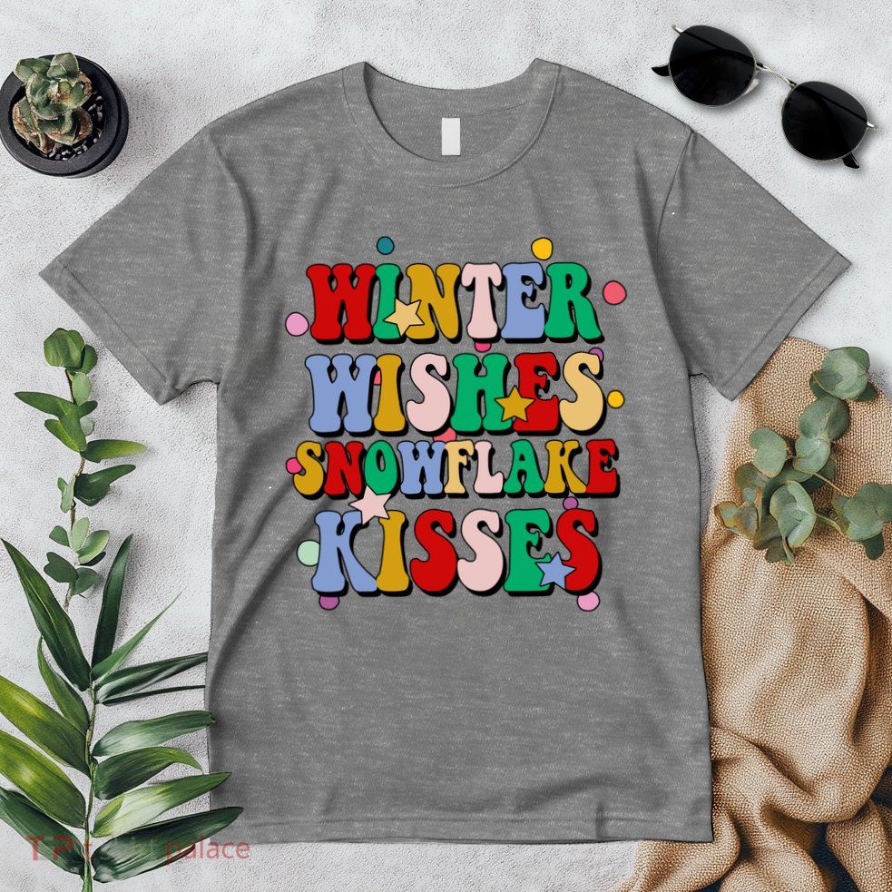 Winter Wishes Snowflake Kisses Retro Christmas Premium T-Shirt