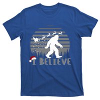 Xmas Bigfoot Christmas I Believes Sasquatch Funny Christmas Great Gift T-Shirt