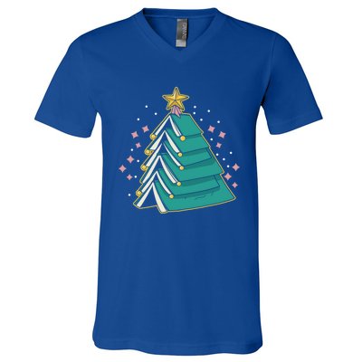 Xmas Book Nerd Library Lover Bookworm Book Christmas Tree Funny Gift V-Neck T-Shirt