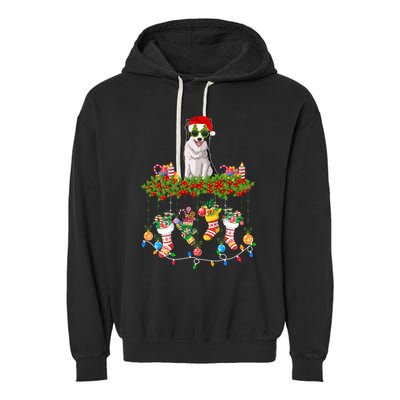 Xmas Light Santa Hat With Xmas Sock Border Collie Dog Lovers Gift Garment-Dyed Fleece Hoodie