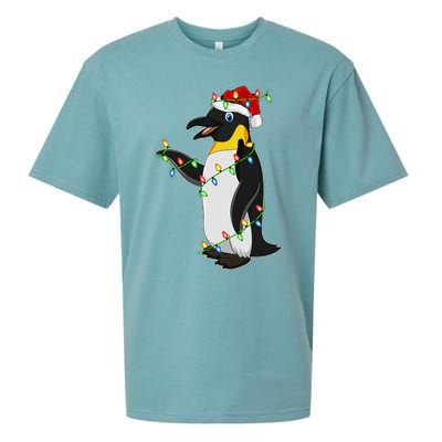 Xmas Lights Santa Hat Emperor Penguin Christmas Sueded Cloud Jersey T-Shirt