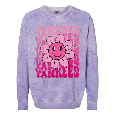 Y.A.N.K.E.E.S First Name I Love Y.A.N.K.E.E.S Girl Groovy 80s Vintage Colorblast Crewneck Sweatshirt