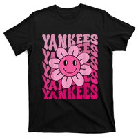 Y.A.N.K.E.E.S First Name I Love Y.A.N.K.E.E.S Girl Groovy 80s Vintage T-Shirt