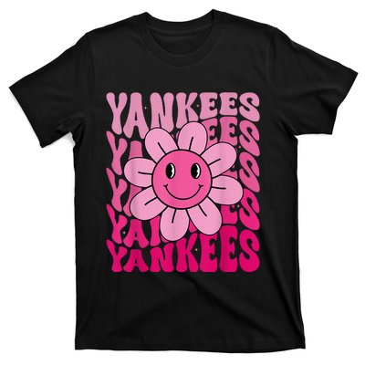 Y.A.N.K.E.E.S First Name I Love Y.A.N.K.E.E.S Girl Groovy 80s Vintage T-Shirt