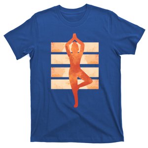 Yoga Instructor Vriksasana Yoga Pose Cool Gift T-Shirt