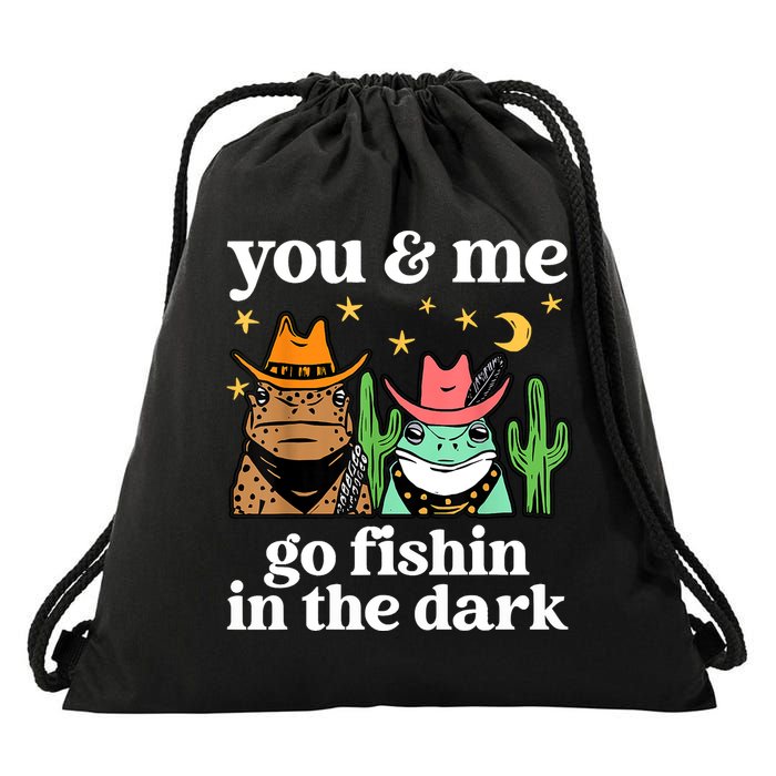 You & Me Go Fishin In The Dark Country Frogs Quote Drawstring Bag