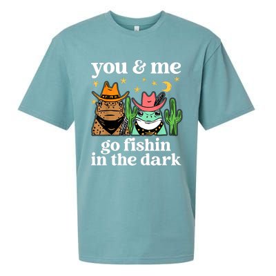 You & Me Go Fishin In The Dark Country Frogs Quote Sueded Cloud Jersey T-Shirt