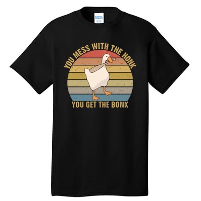 You Mess With The Honk You Get The Bonk Funny Retro Vintage Goose Tall T-Shirt