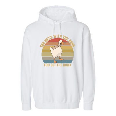 You Mess With The Honk You Get The Bonk Funny Retro Vintage Goose Garment-Dyed Fleece Hoodie