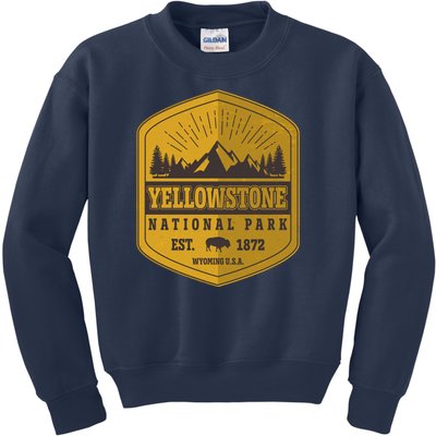 Yellowstone National Park Est 1872 Wyoming USA Gold Emblem Kids Sweatshirt