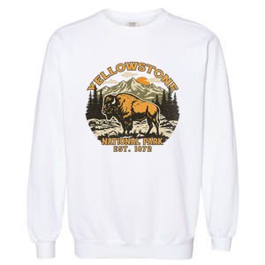 Yellowstone National Park Bison Buffalo Fluffy Cow Garment-Dyed Sweatshirt