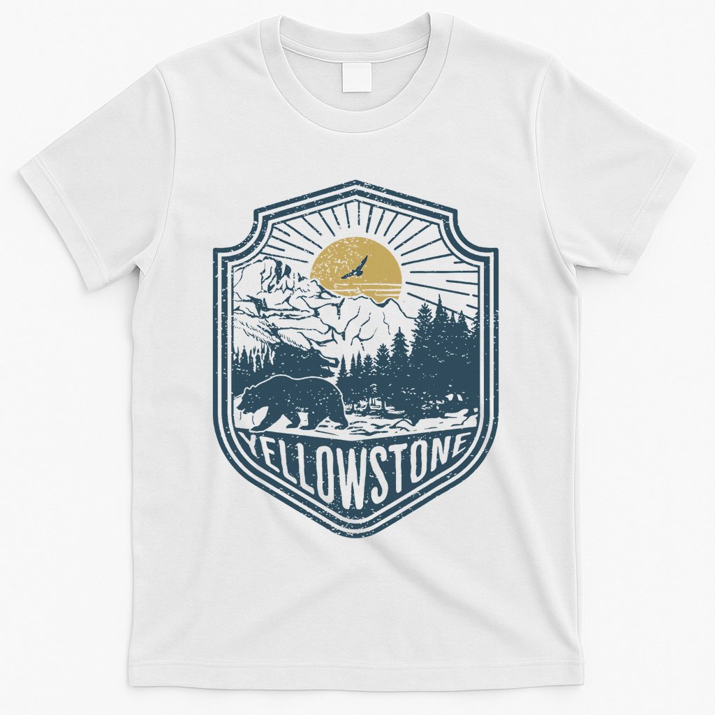 Yellowstone National Park Bear Nature Hiking Outdoors T-Shirt