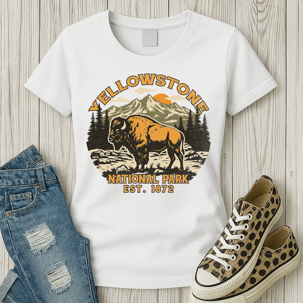 Yellowstone National Park Bison Buffalo Fluffy Cow Vintage Womens T-Shirt