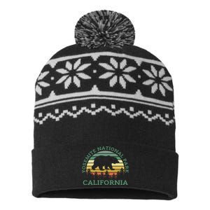 Yosemite National Park California Bear Nature Outdoors Retro USA-Made Snowflake Beanie