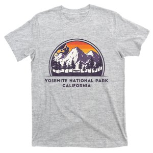 Yosemite National Park, California Rock Climbing Hiking T-Shirt