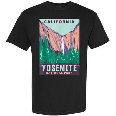 Yosemite National Park US Vintage USA California Parks Gift Garment-Dyed Heavyweight T-Shirt